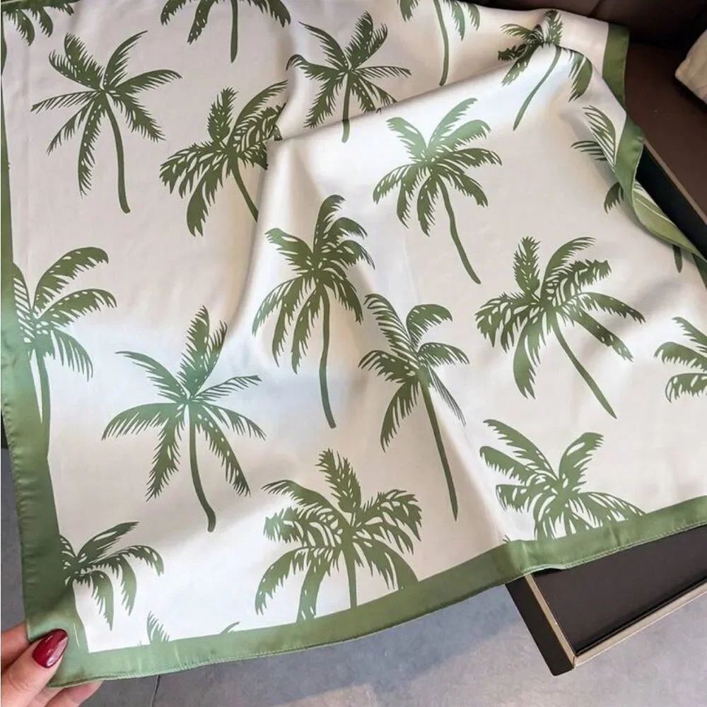 Green Palm Tree Print Scarf A1578